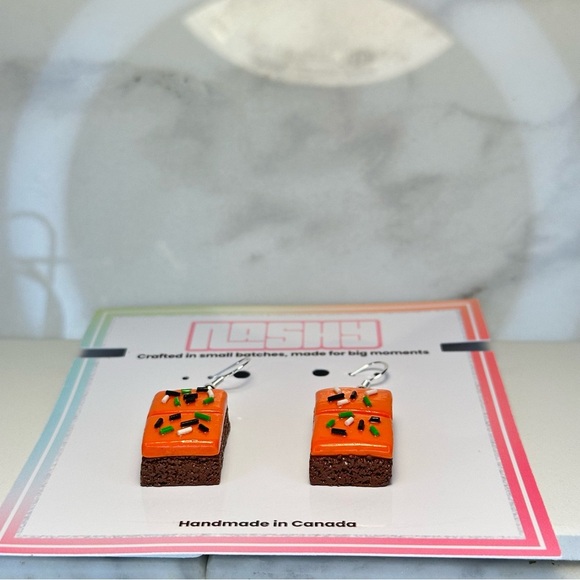 Halloween Cosmic Brownie - Handmade Earrings - Picture 6 of 6
